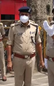 Noida police